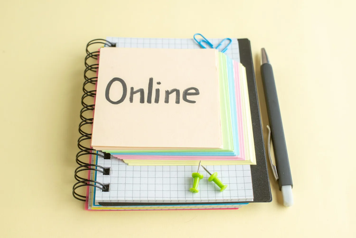 بررسی جامع کتابهای خودآموز و منابع آزمون آیلتس جنرال در سال 2026